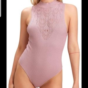 Free people  Bodysuit

Tank